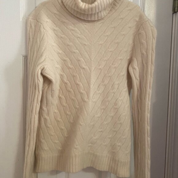 Ralph Lauren 100% Cashmere Cable knit Sweater - Picture 2 of 10